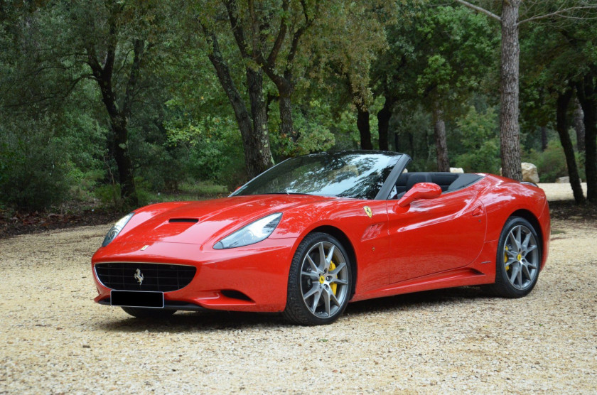 2010 Ferrari California coupé-cabriolet Pininfarina