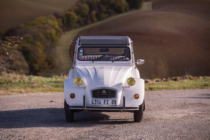 1987 Citroën 2 CV AZKA No reserve Carte grise françaiseChâssis n° VF7AZKA00KA206940- Collection Trigano- 1ère main !- 11 206 km d'origi