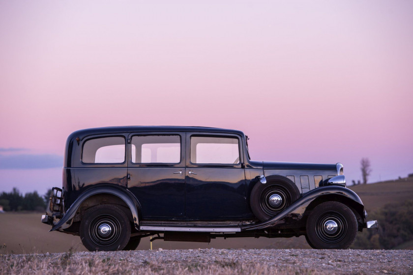 1936 Citroën Rosalie 11 UA limousine avec séparation  No reserve