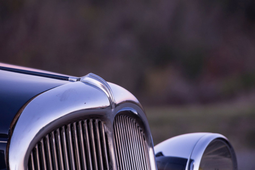 1936 Citroën Rosalie 11 UA limousine avec séparation  No reserve