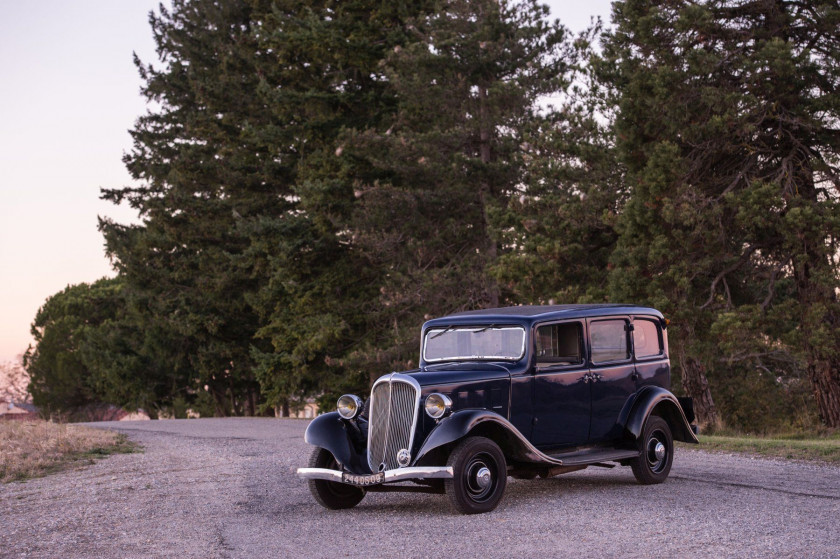 1936 Citroën Rosalie 11 UA limousine avec séparation  No reserve