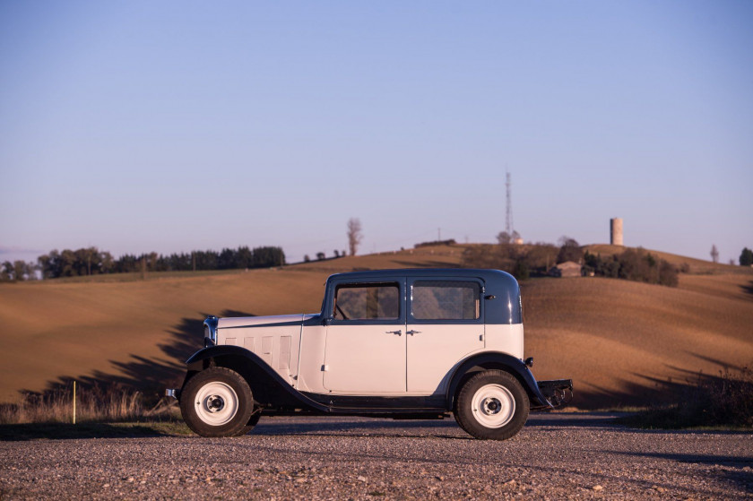 1934 Citroën Rosalie 8A berline commerciale  No reserve