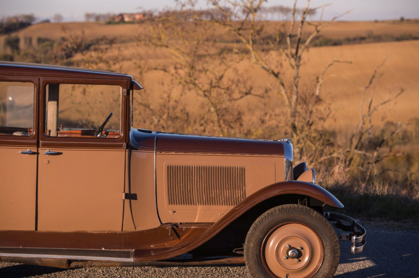 1930 Citroën C6 limousine No reserve Carte grise françaiseChâssis n° 135Moteur n° 25279- Collection Trigano- Version six-cylindres, plu