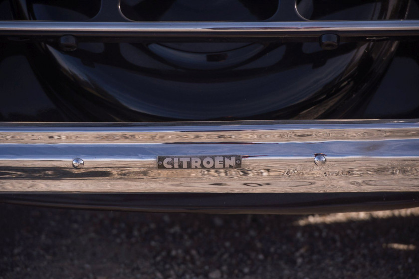 1949 Citroën Traction 15-Six berline  No reserve
