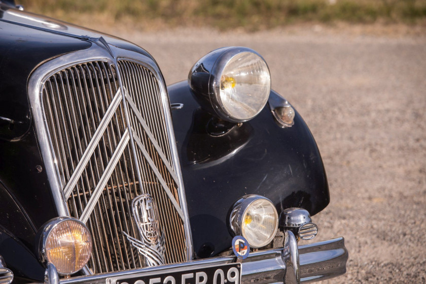 1949 Citroën Traction 15-Six berline  No reserve