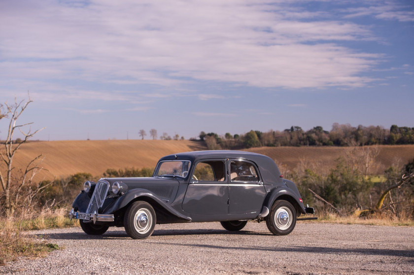 1954 Citroën Traction 15-Six H berline  No reserve
