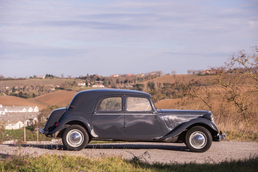 1954 Citroën Traction 15-Six H berline  No reserve