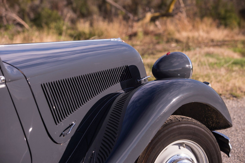 1954 Citroën Traction 15-Six H berline  No reserve