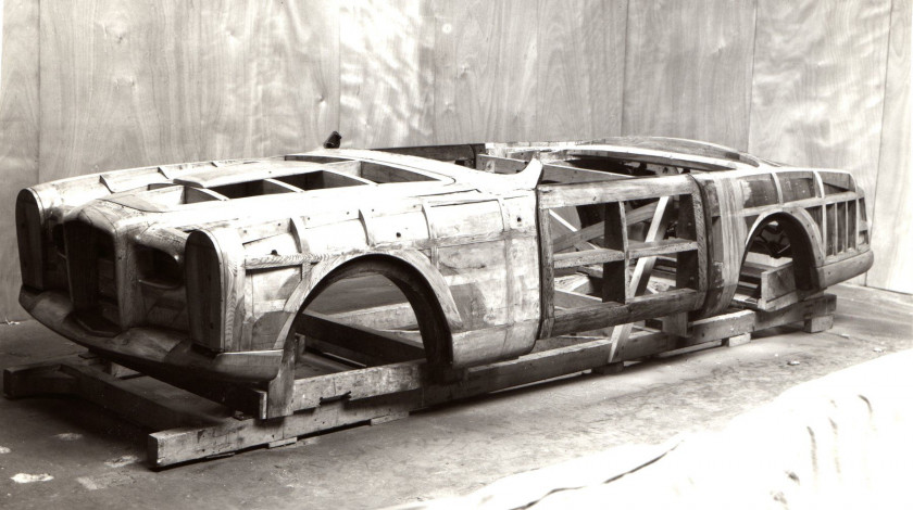1954 Vega 54 Prototype 'V' par Facel Carte grise françaiseChâssis n° FV-54-0002 - Première Facel Vega jamais produite - Véhicule impo