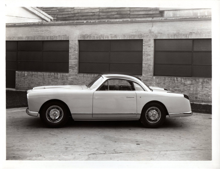 1954 Vega 54 Prototype 'V' par Facel Carte grise françaiseChâssis n° FV-54-0002 - Première Facel Vega jamais produite - Véhicule impo