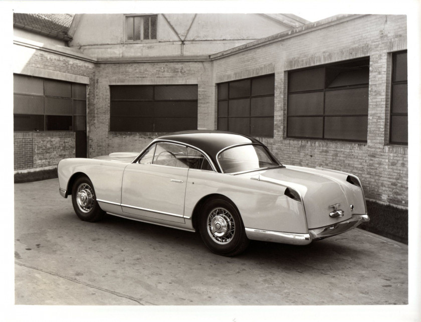 1954 Vega 54 Prototype 'V' par Facel Carte grise françaiseChâssis n° FV-54-0002 - Première Facel Vega jamais produite - Véhicule impo