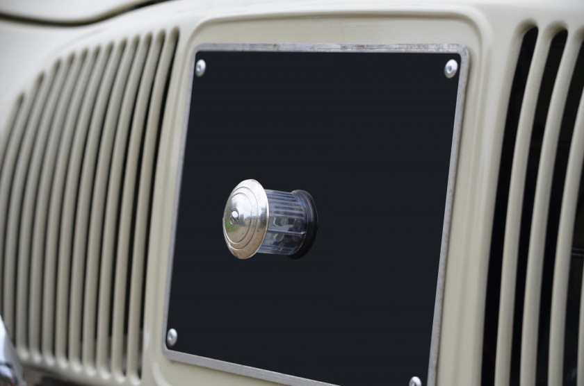 1963 Renault Dauphine 1093  No reserve