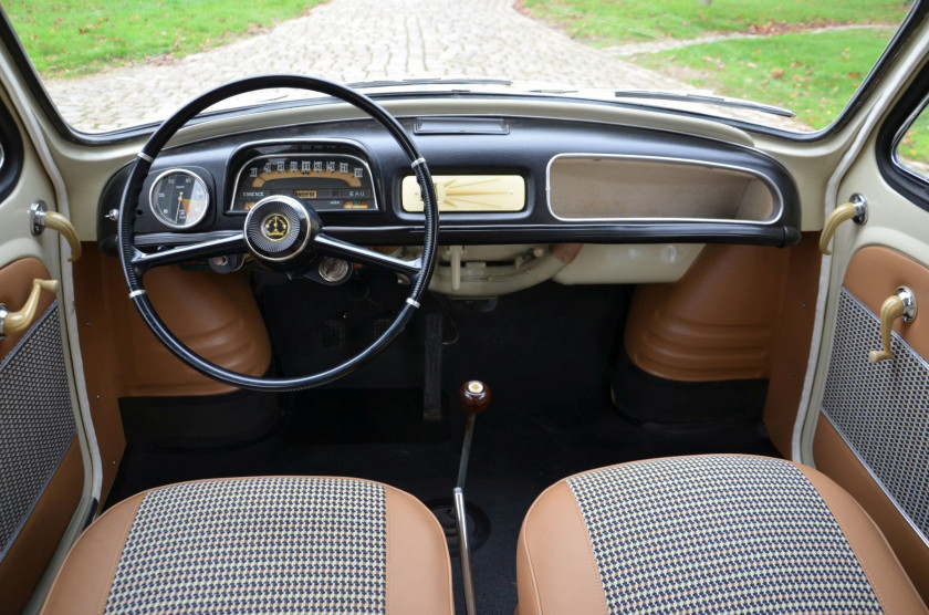 1963 Renault Dauphine 1093  No reserve
