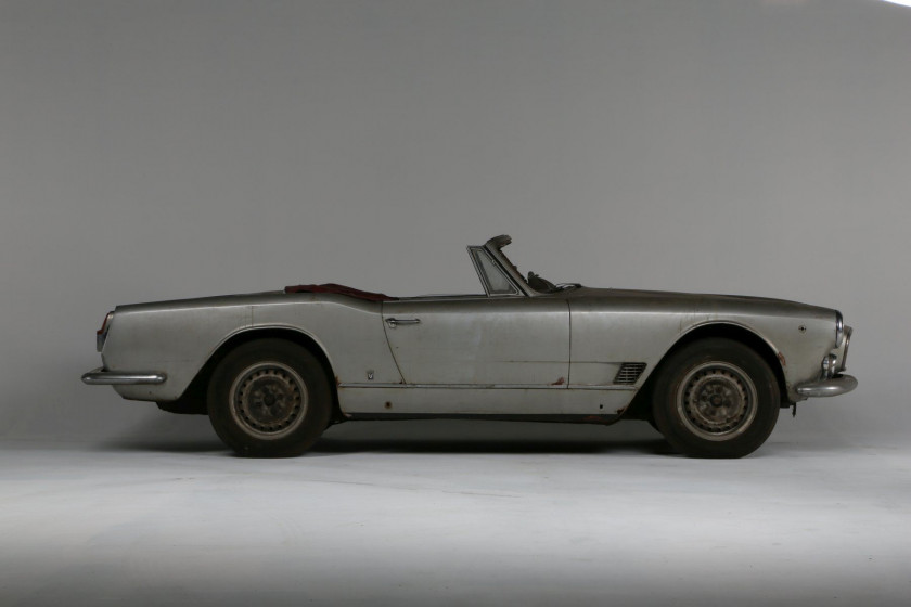 1960 Maserati 3500 GT Vignale Spyder " Capot Long "