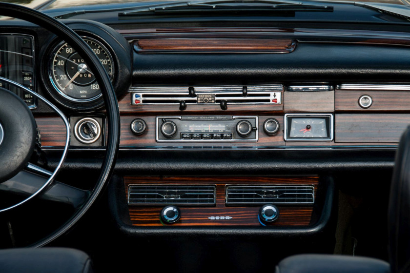 1970 Mercedes-Benz 280 SE 3.5L cabriolet