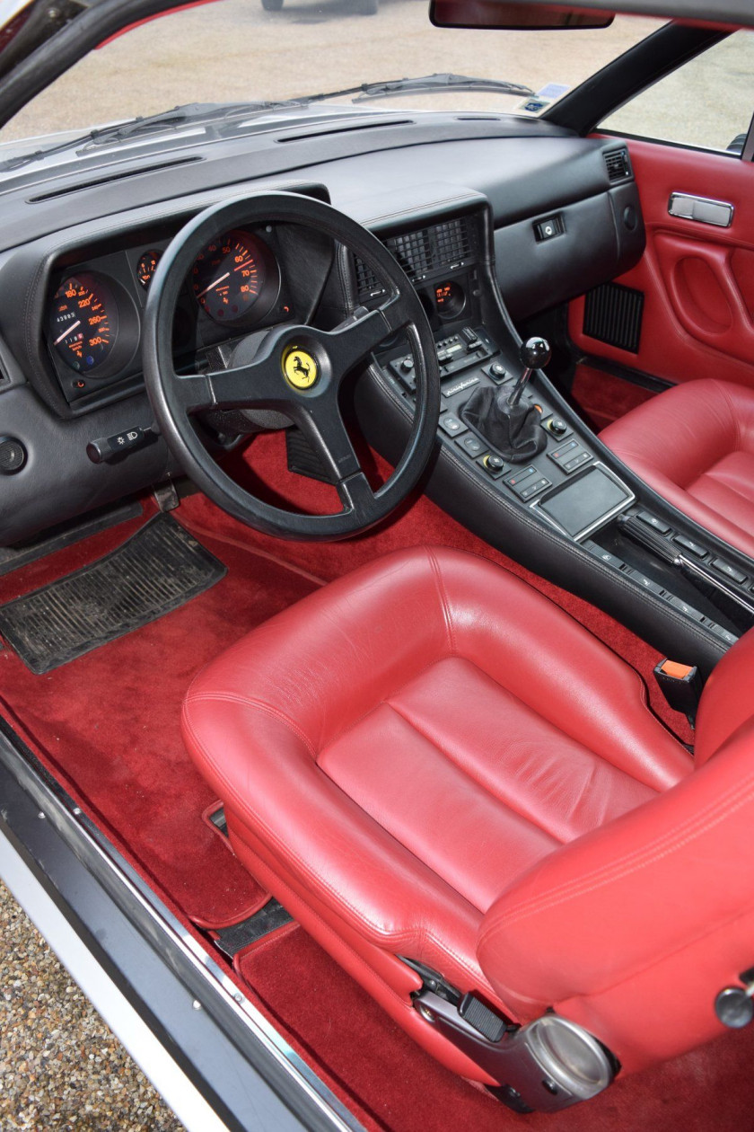 1989 Ferrari 412  No reserve