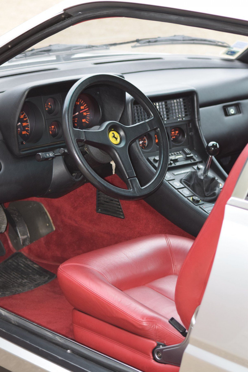 1989 Ferrari 412  No reserve