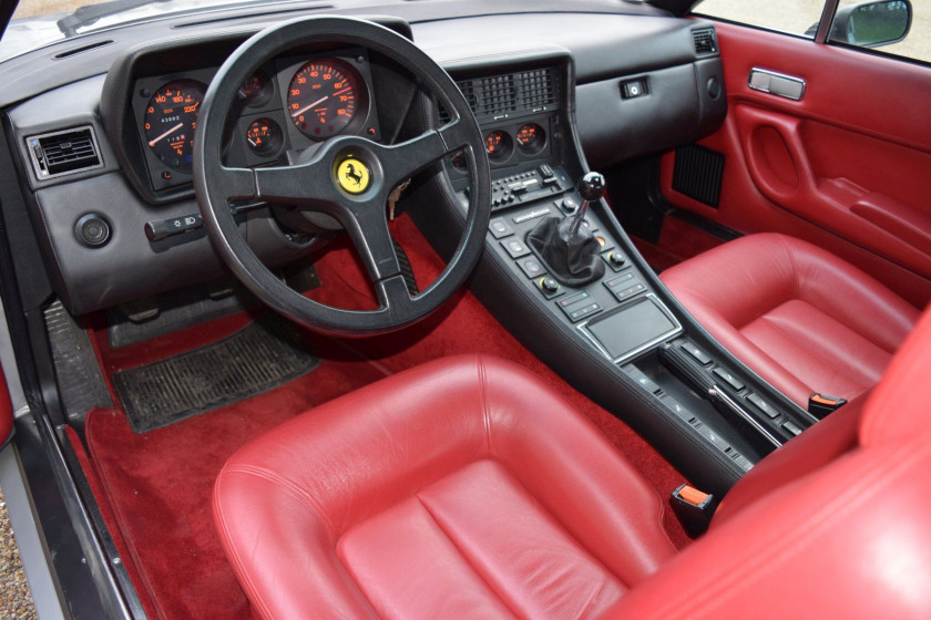 1989 Ferrari 412  No reserve