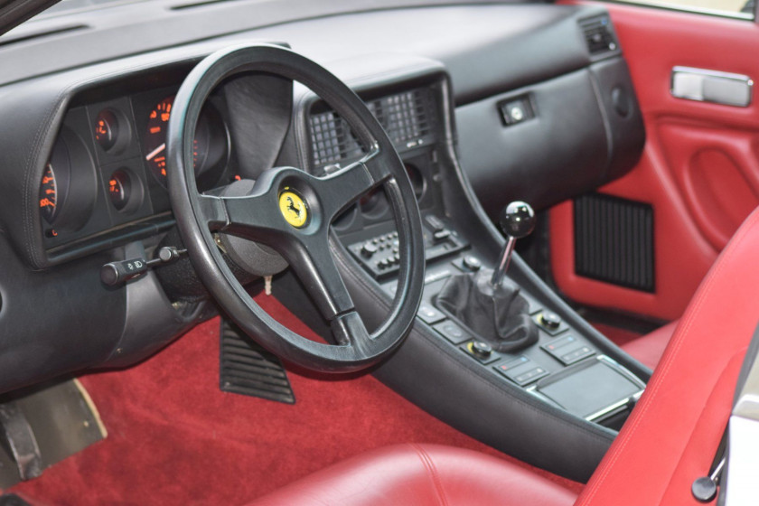 1989 Ferrari 412  No reserve