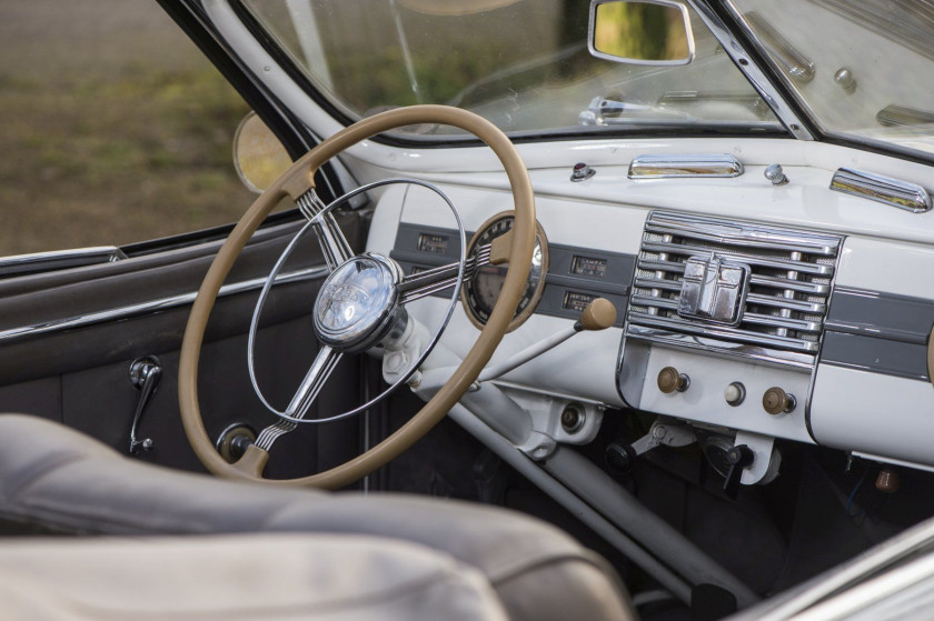 1939 Graham Paige Type 97 supercharged cabriolet Pourtout Carte grise françaiseChâssis n° 501 450- Histoire particulière, carrosserie P