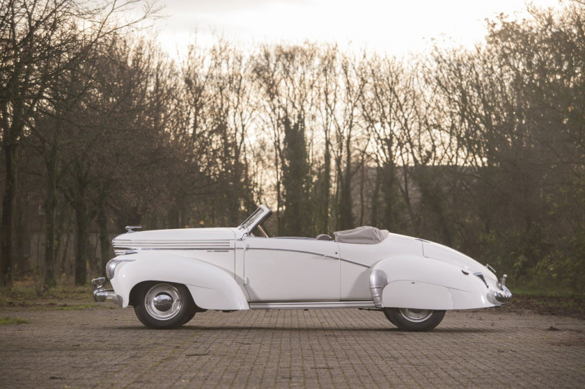 1939 Graham Paige Type 97 supercharged cabriolet Pourtout Carte grise françaiseChâssis n° 501 450- Histoire particulière, carrosserie P