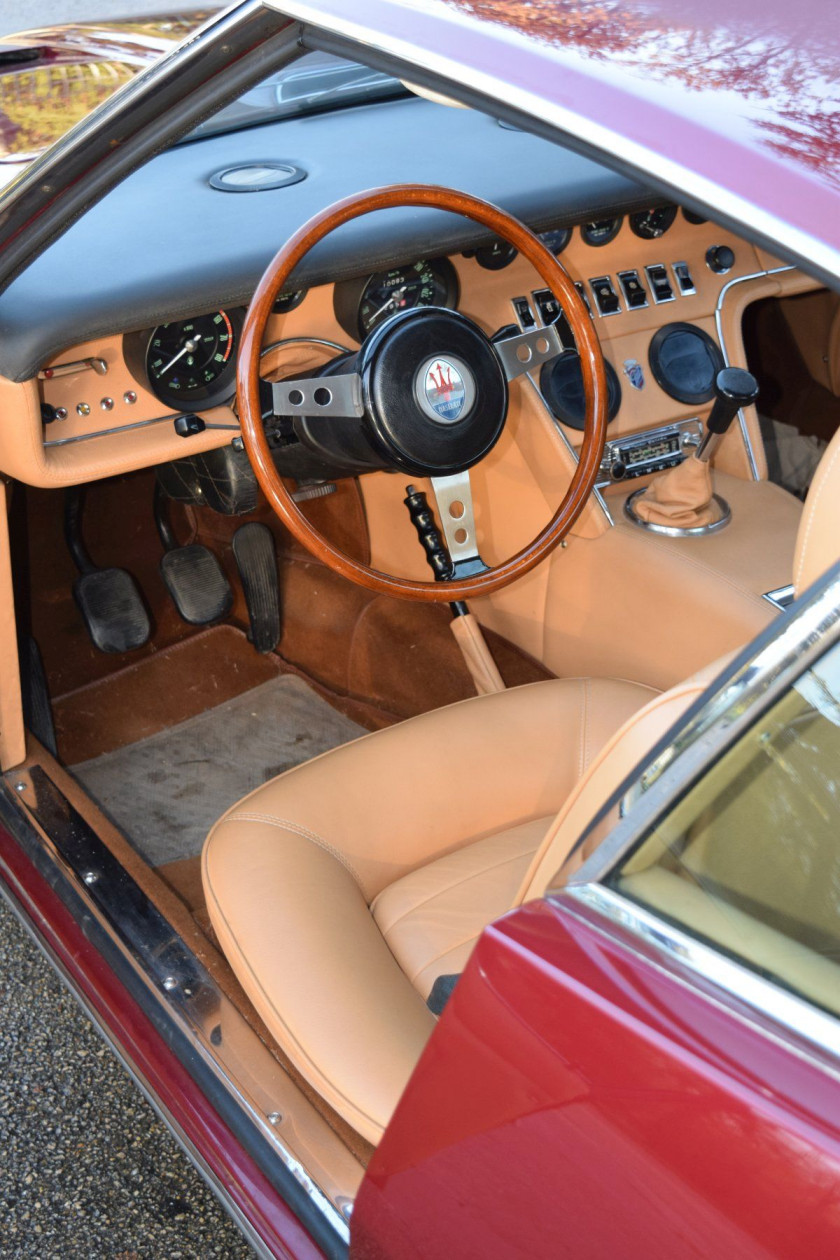 1971 Maserati Ghibli 4,9LSSCarte grise françaiseChâssis n° AM115/49/2098Moteur n° AM 115/49/2098- Origine française- Ligne magistrale,