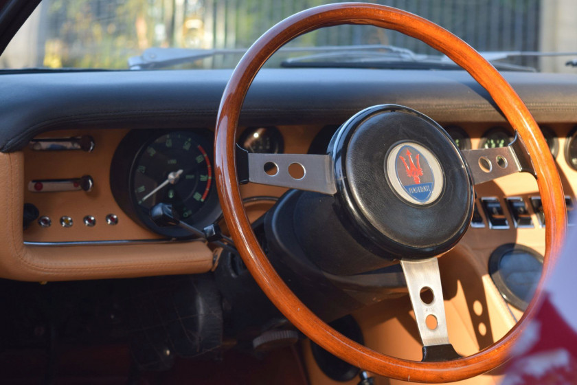 1971 Maserati Ghibli 4,9LSSCarte grise françaiseChâssis n° AM115/49/2098Moteur n° AM 115/49/2098- Origine française- Ligne magistrale,