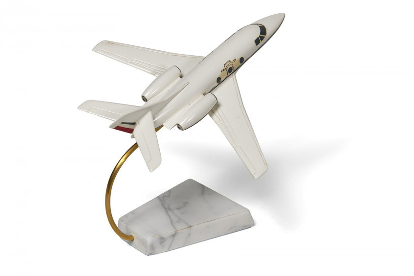 DASSAULT- FALCON 10  Maquette