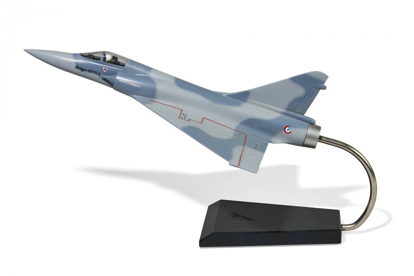 DASSAULT AVIATION - MIRAGE 2000-5  Maquette