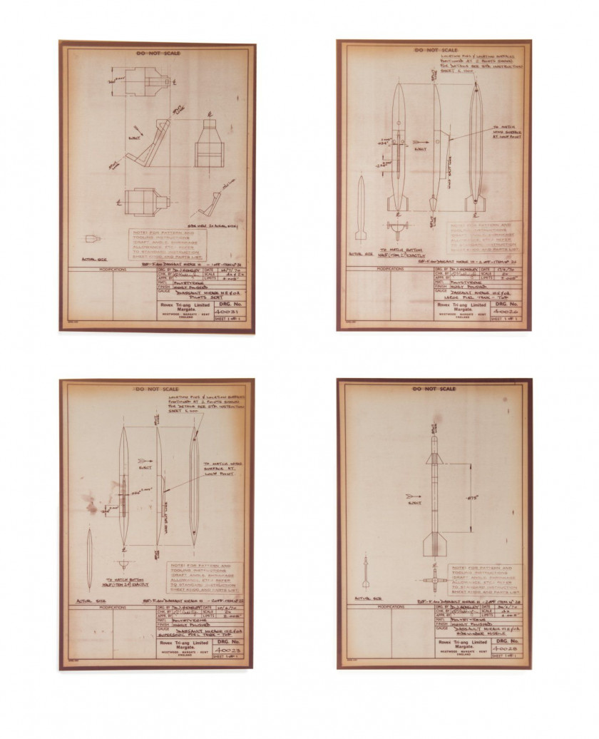 MIRAGE IIIE  Ensemble de 26 plans de maquette