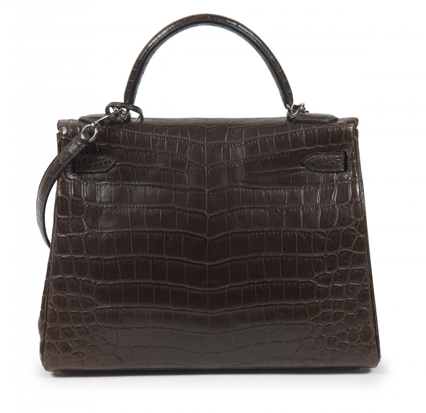 HERMÈS 2002  Sac KELLY 32 Crocodile du Nil mat Cocaon (Crocodylus Niloticus) II/B Garniture métal argenté palladié  KE...