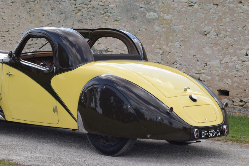 1935 Bugatti Type 57 Atalante découvrable Carte grise françaiseChâssis n° 57330Moteur n° 548 - 1ère Atalante à être présentée au Salon