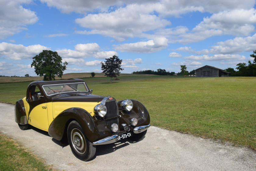 1935 Bugatti Type 57 Atalante découvrable Carte grise françaiseChâssis n° 57330Moteur n° 548 - 1ère Atalante à être présentée au Salon