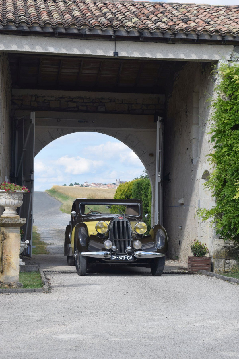 1935 Bugatti Type 57 Atalante découvrable Carte grise françaiseChâssis n° 57330Moteur n° 548 - 1ère Atalante à être présentée au Salon