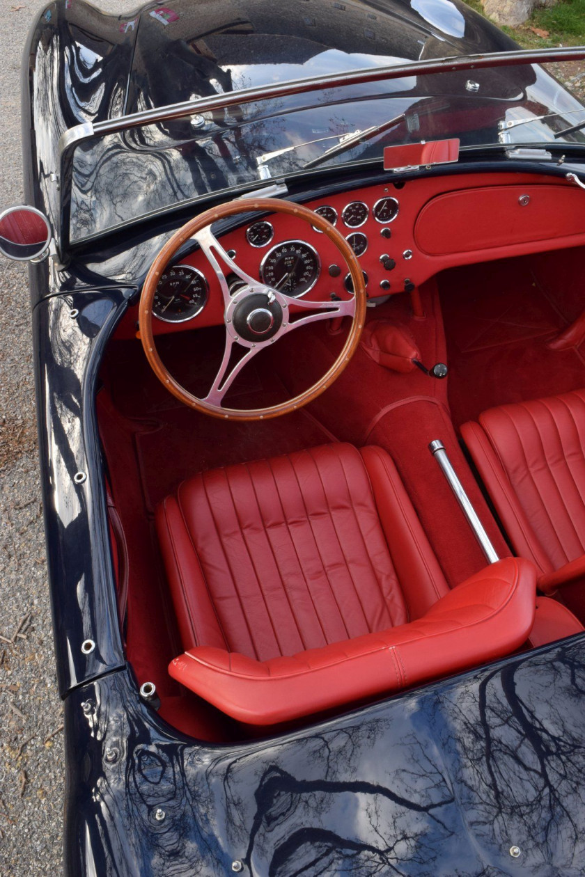1956 AC Bristol roadster Carte grise françaiseChâssis N° BEX 211Moteur N° Type 100D 533- Restauration de haute qualité, " matching numb