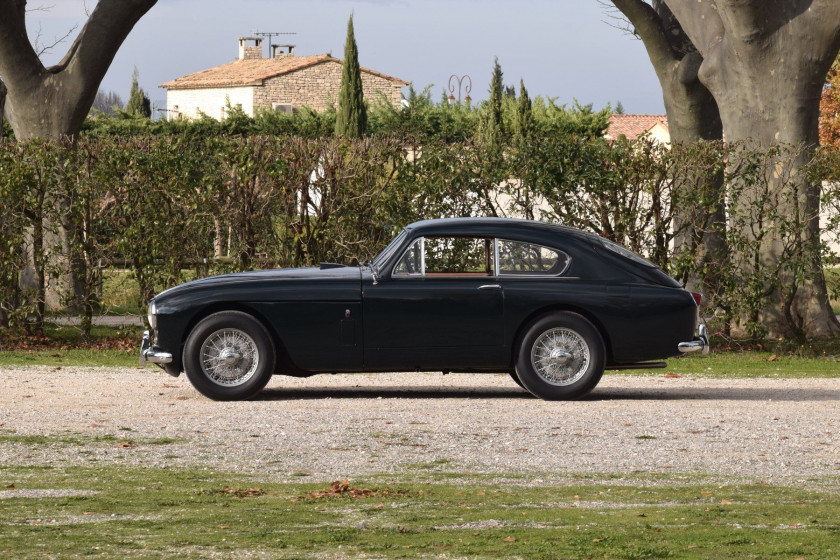 1957 Aston Martin DB2/4 MkIII Carte grise françaiseChâssis n° AM300/3/1341Moteur n° DBA/966- Vendue neuve en France- Belle présentation