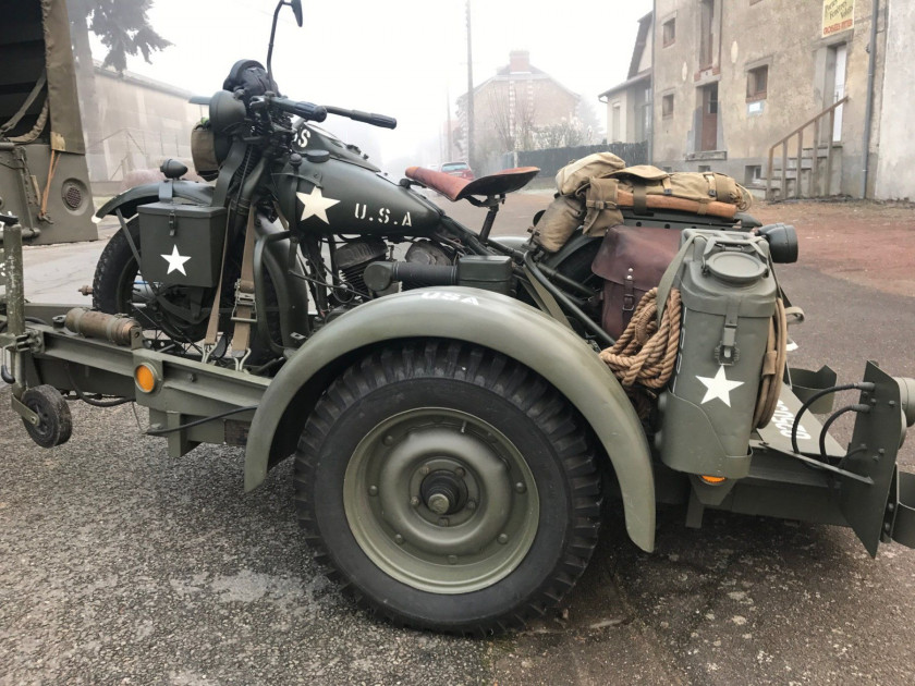 1943 Dodge WC51, sa remorque avec son Harley Davidson WLA No reserve Carte grise française pour le DodgeDodge châssis n°81715212Harley