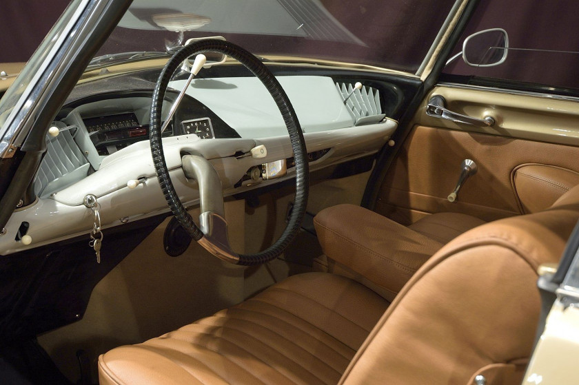 1962 Citroën DS Concorde par Chapron Carte grise française Châssis n° 4.200.344Numéro Chapron 7473- Remise en état sans compter- Exposé