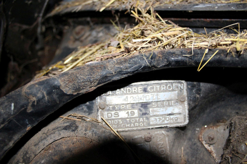 1965 Citroën DS 19 cabriolet Sans reserve Carte grise françaiseChâssis n° 4294071- Seulement trois propriétaires depuis l'origine- Une