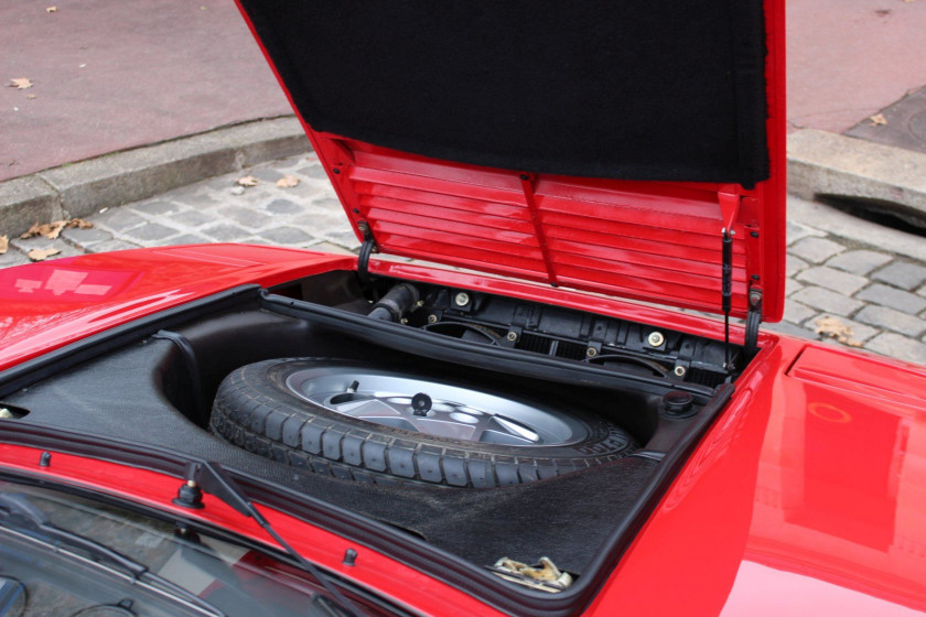 1988 Ferrari 328 GTS  No reserve