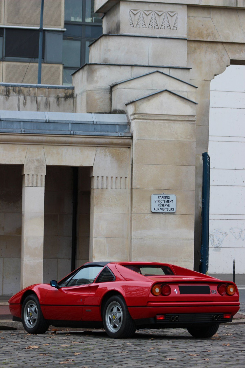 1988 Ferrari 328 GTS  No reserve