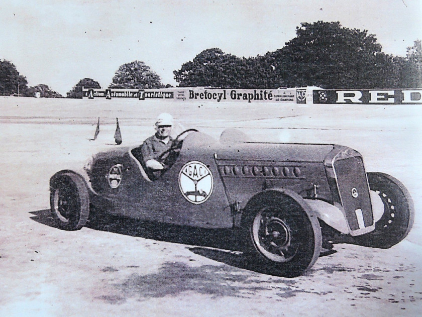 1937- 49 Delage D6-60 3 LSport Biplace ex-A.G.A.C.I. No reserve Carte grise françaiseChâssis n° 50490Moteur n° 61587- Voiture école off