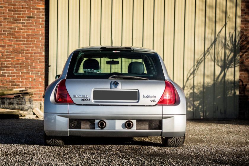 2002 Renault Clio V6 Phase 1  No reserve