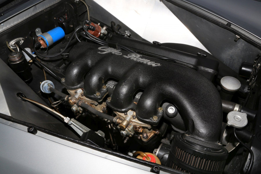 1956 Alfa Romeo 1900 C Super Sprint 3e Série par Touring Carte grise française Châssis n° AR1900C10066Moteur n° AR 1308-10064Carrosseri