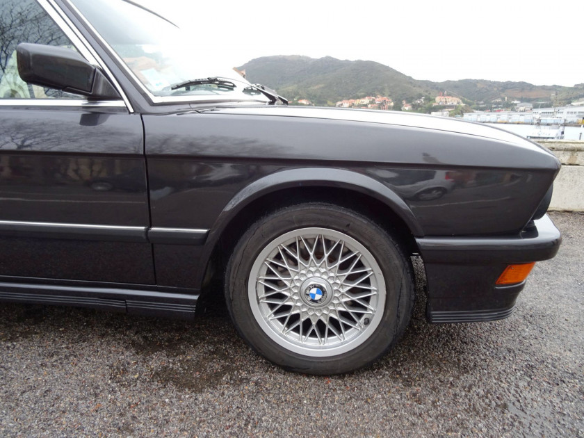 1986 BMW M5  No reserve