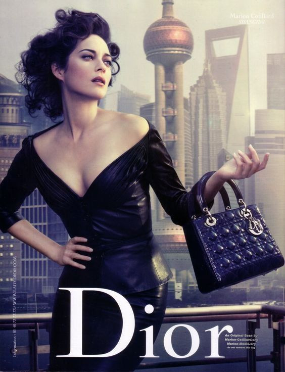 CHRISTIAN DIOR