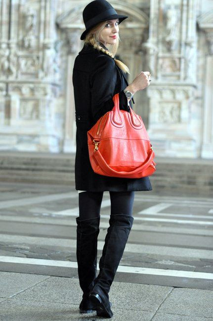 GIVENCHY