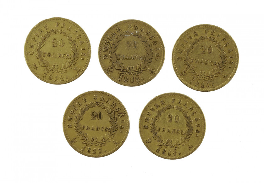 FRANCE 20 Francs. Napoléon Empereur. 1 p. 1810, 1 p. 1811, 1 p. 1812, 2 p. 1813. Ensemble de 5 pièces or. Poids : 31.92 g.