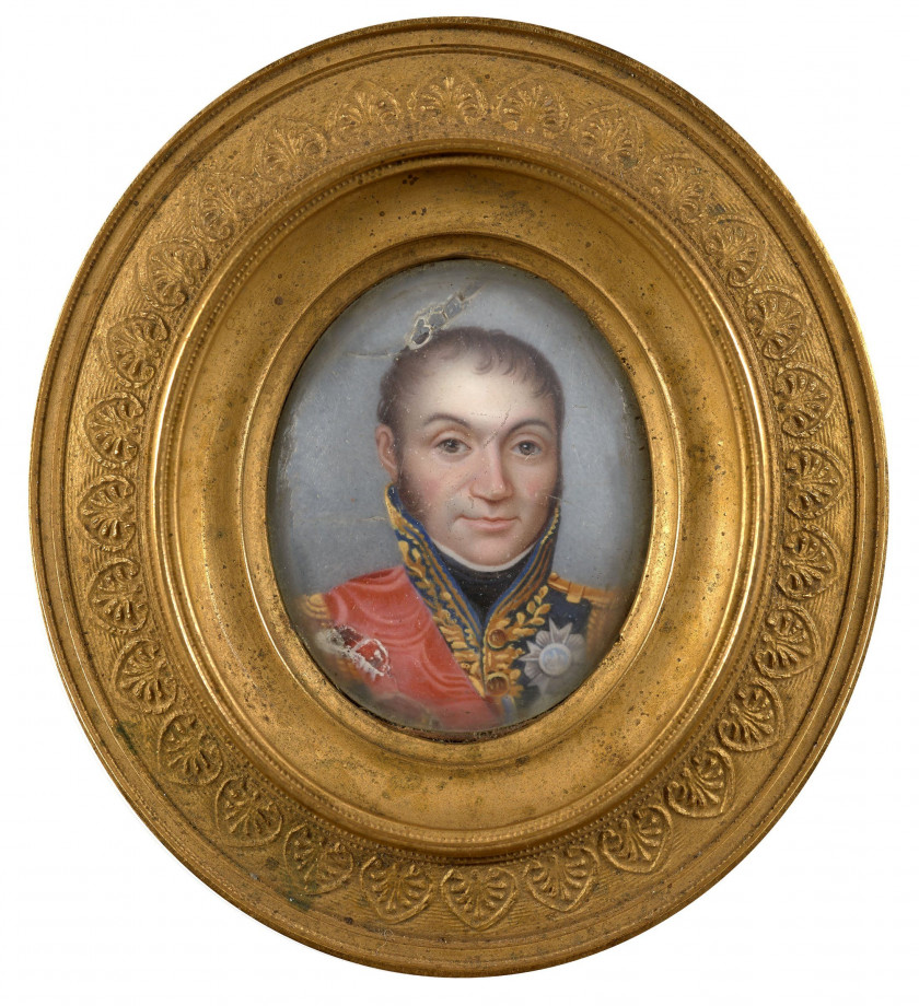 Ecole française, début du XIXe siècle  Portrait du Maréchal Oudinot portant ses décorations Miniature ovale sur porcelaine