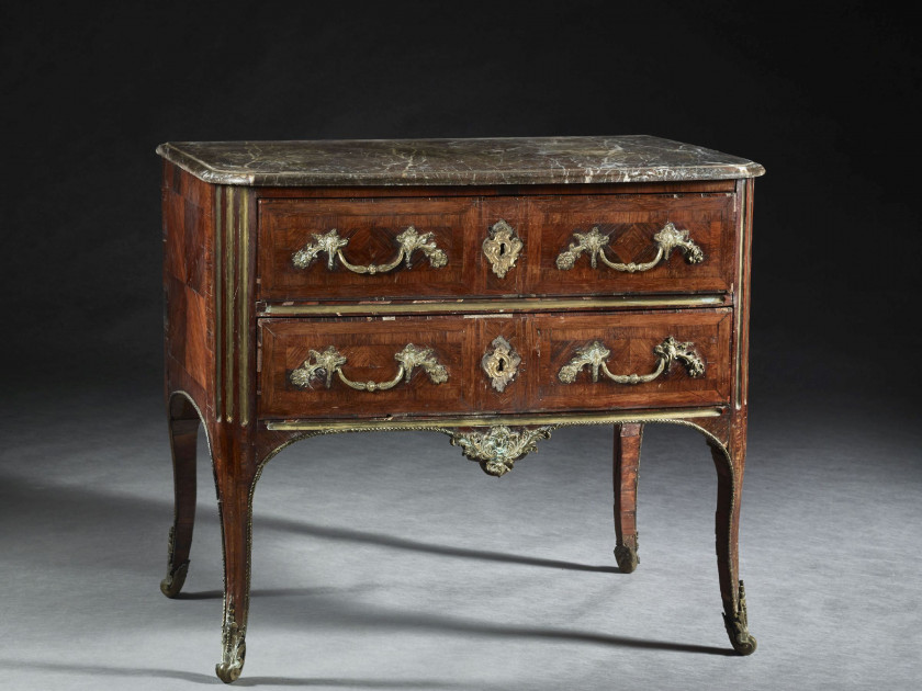 COMMODE D'ÉPOQUE RÉGENCE